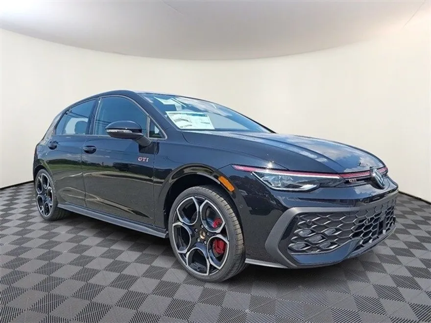 2025 Volkswagen Golf GTI Autobahn photo 1