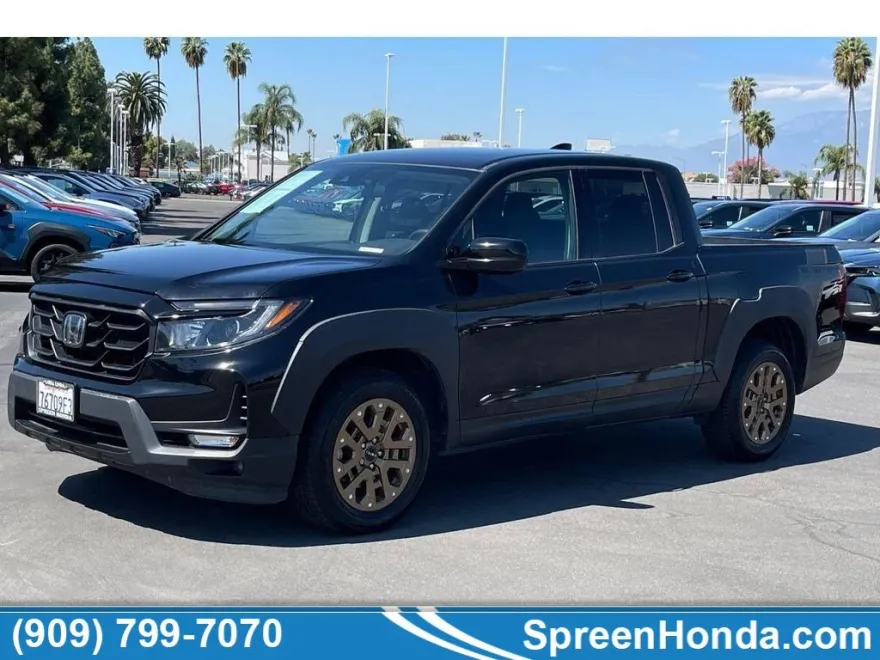 2021 Honda Ridgeline Sport photo 1