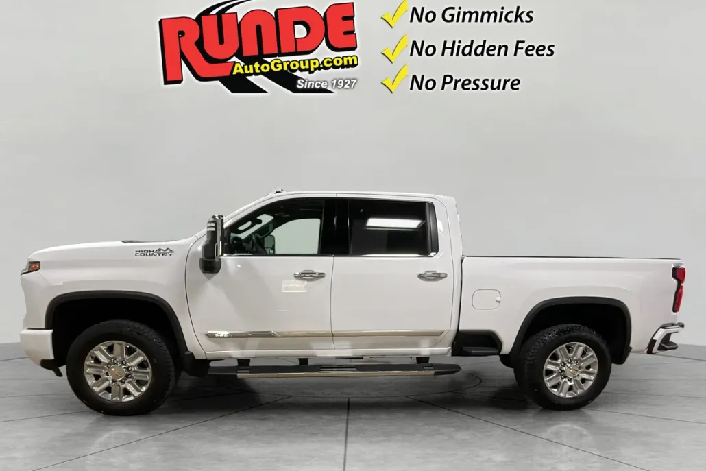 2025 Chevrolet Silverado 2500HD High Country photo 1
