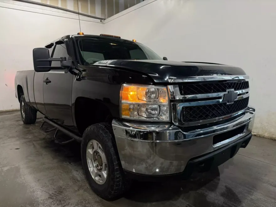 2012 Chevrolet Silverado 3500HD Work Truck photo 1
