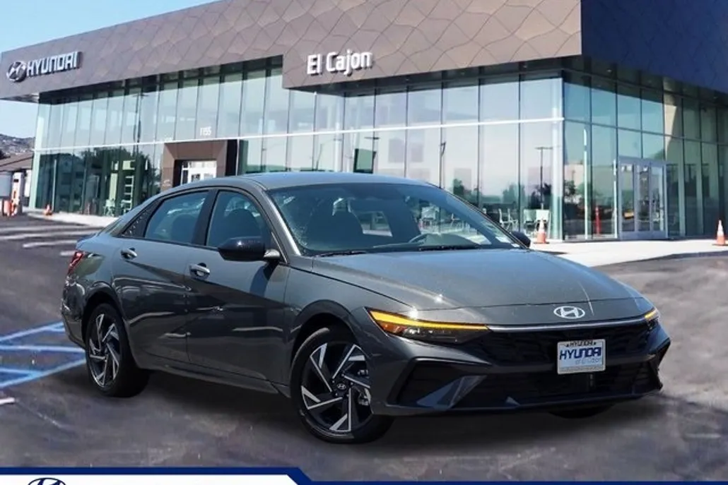 2025 Hyundai Elantra Hybrid SEL Sport photo 1