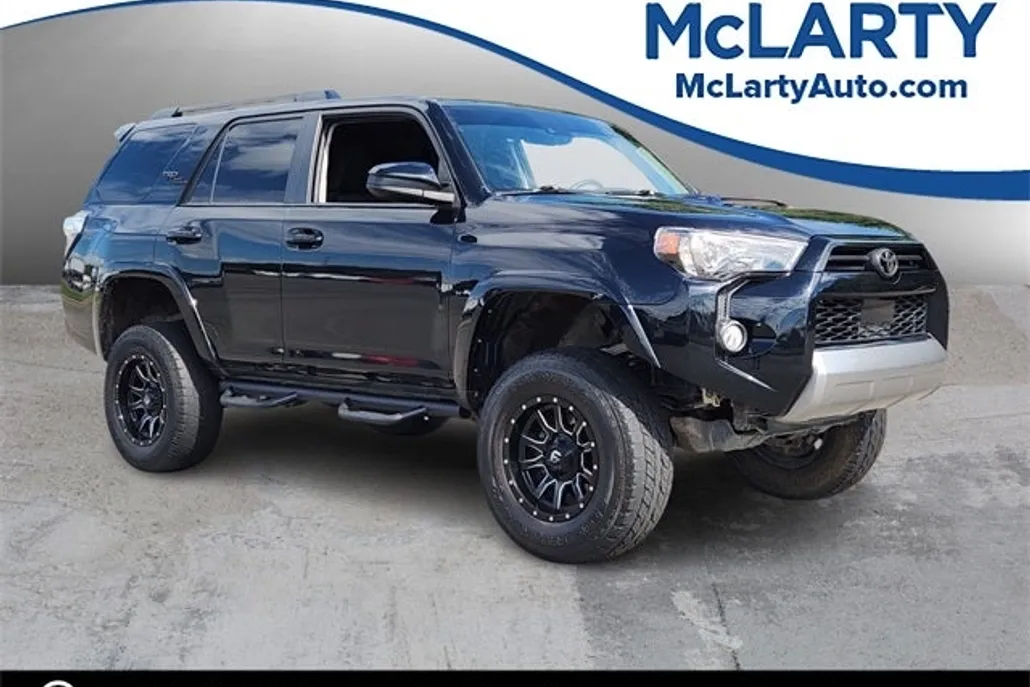 2020 Toyota 4Runner TRD Off-Road photo 1