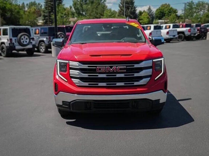 2022 Gmc Sierra 1500 SLE photo 1
