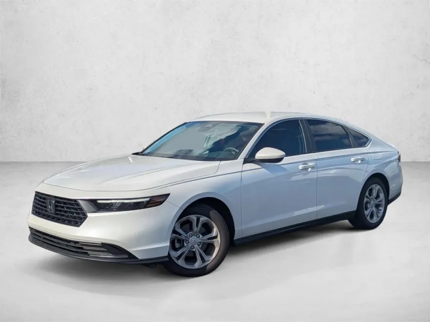 2025 Honda Accord LX photo 1