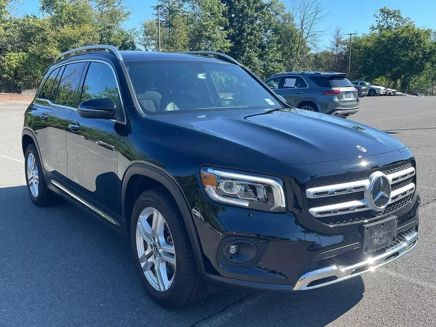 2022 Mercedes Benz GLB 250 4MATIC photo 1