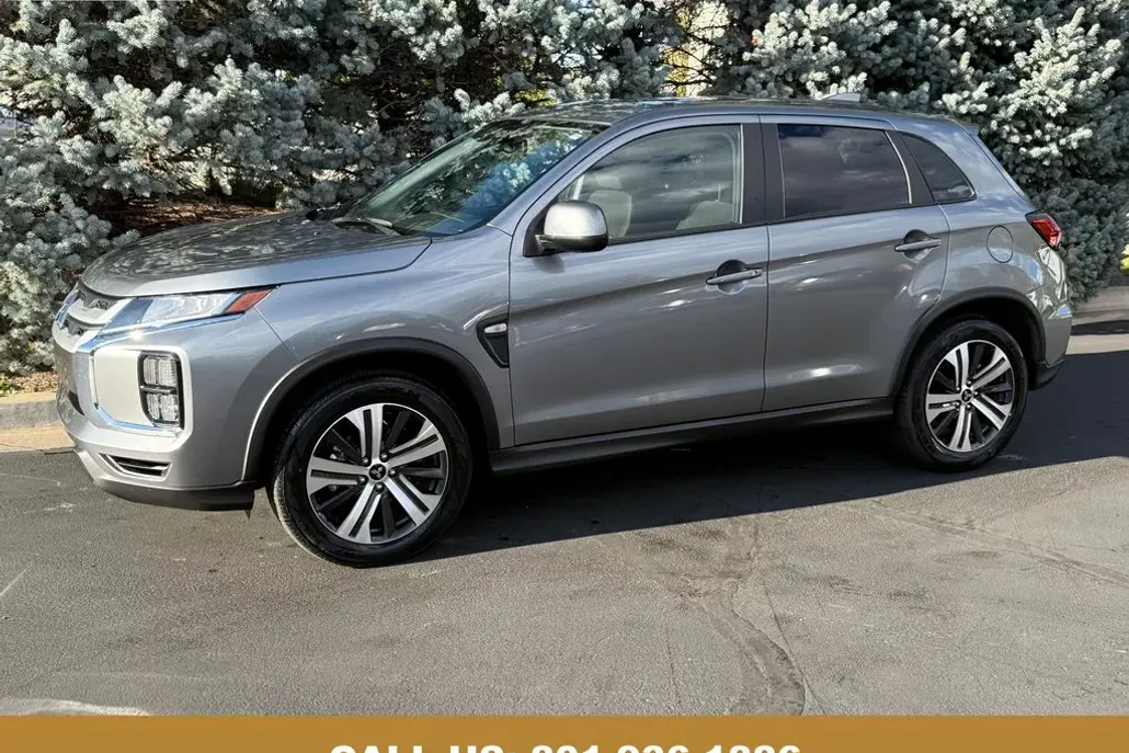 2025 Mitsubishi Outlander Sport ES SE LE photo 1
