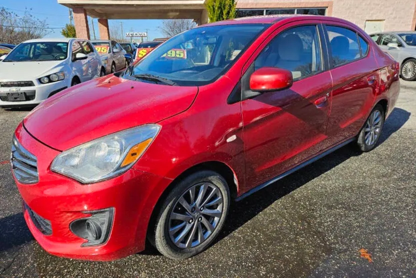 2019 Mitsubishi Mirage G4 ES photo 1