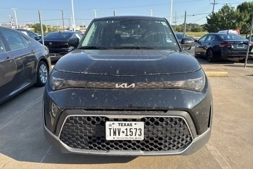 2024 Kia Soul LX photo 1