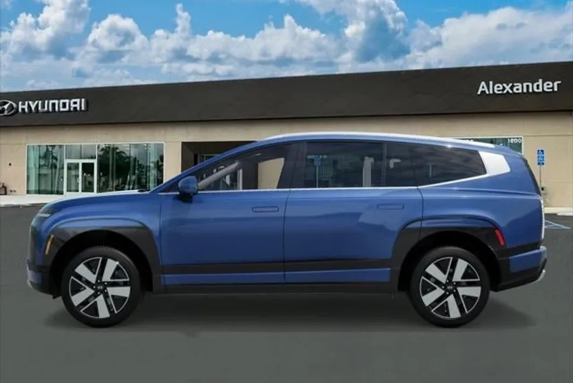 2026 Hyundai Ioniq SEL photo 1
