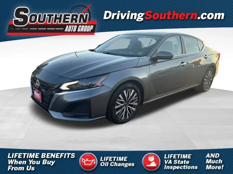2023 Nissan Altima 2.5 SV photo 1