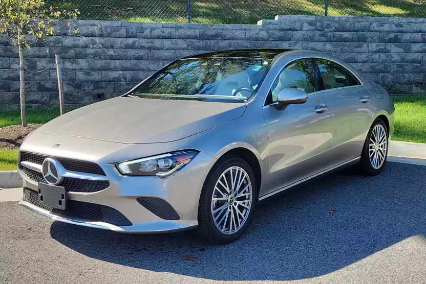 2020 Mercedes Benz CLA 250 4MATIC photo 1