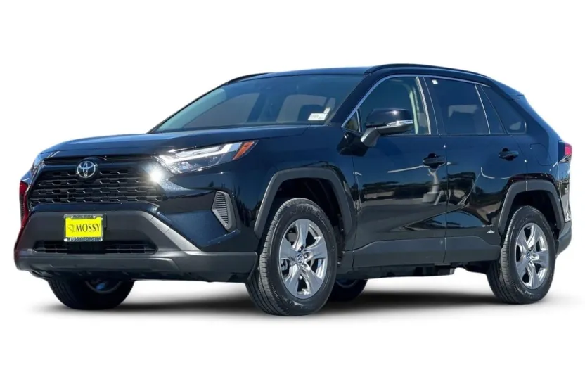 2025 Toyota RAV4 Hybrid LE photo 1