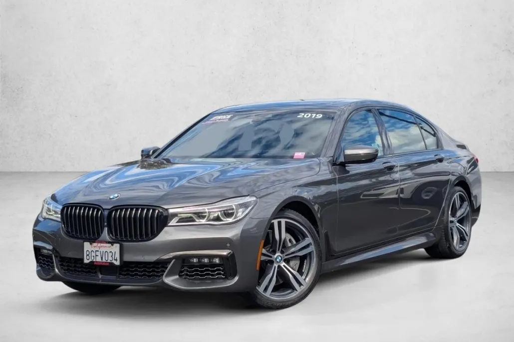 2019 Bmw 750i Sedan photo 1