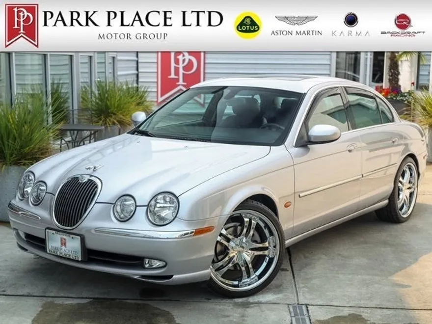 2003 Jaguar S-Type photo 1