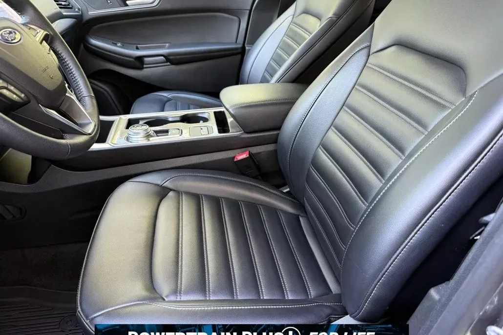2024 Ford Edge SEL photo 1