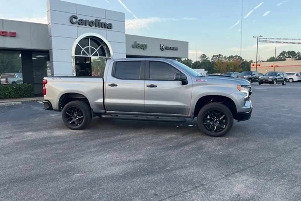 2025 Chevrolet Silverado 1500 LT Trail Boss photo 1