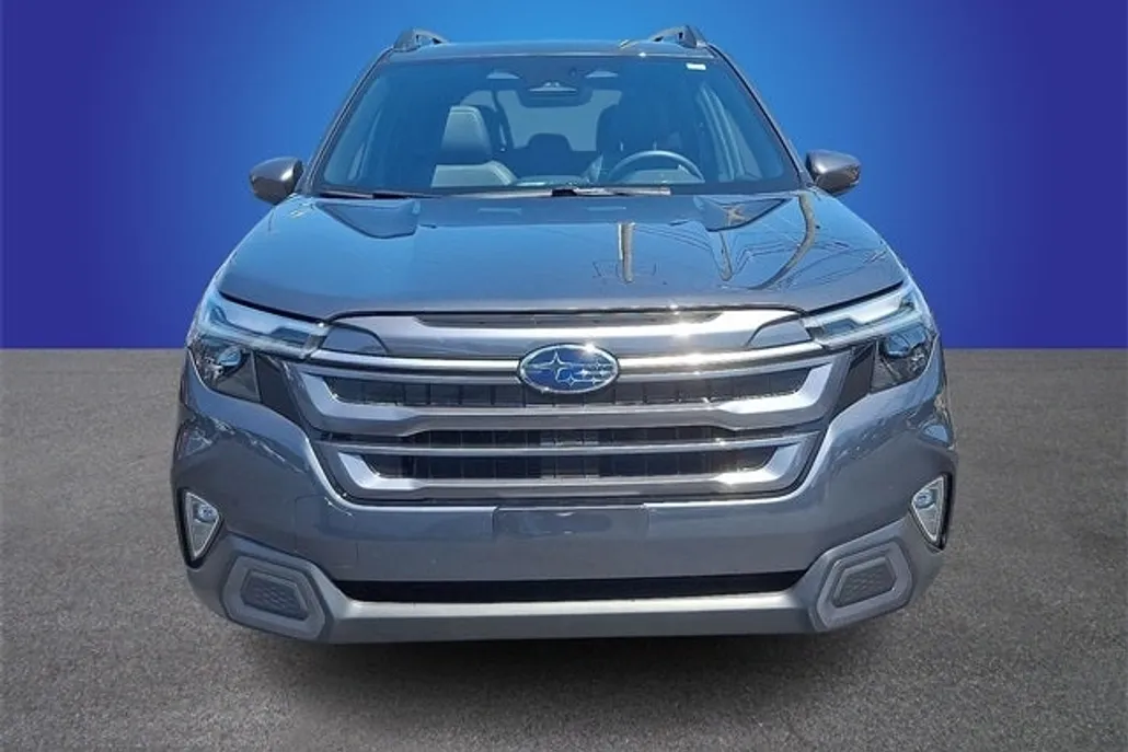 2025 Subaru Forester Limited photo 1