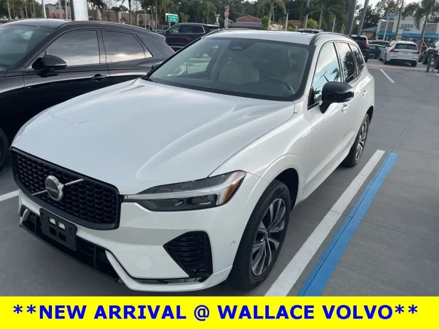 2024 Volvo XC60 B5 Plus photo 1