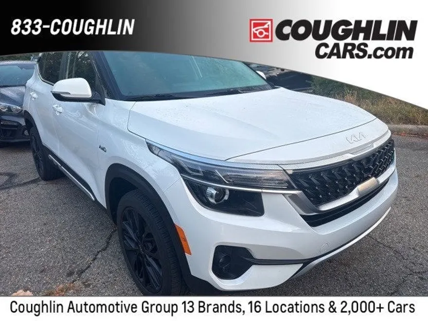 2023 Kia Seltos Nightfall Edition photo 1