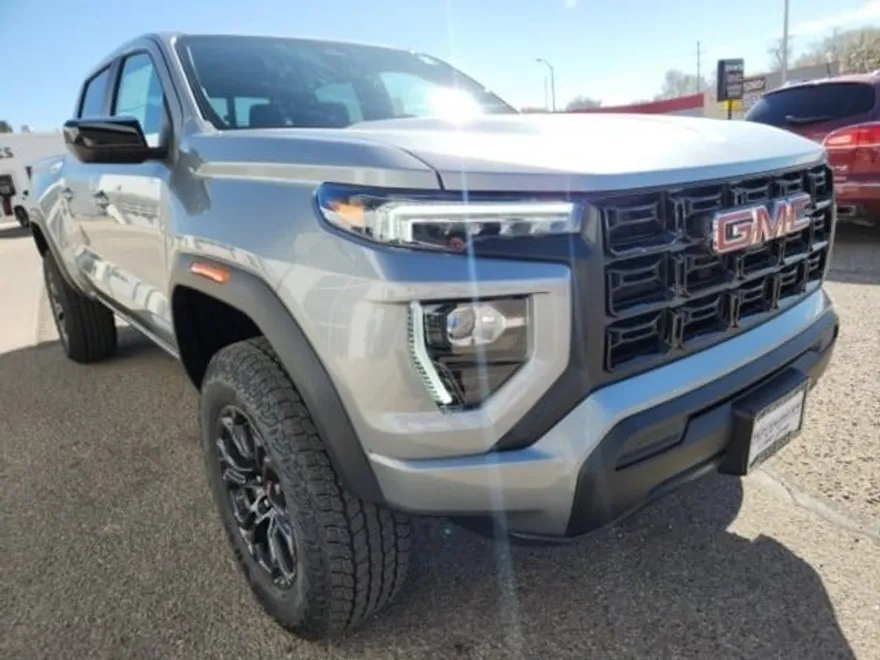 2025 Gmc Canyon Elevation photo 1