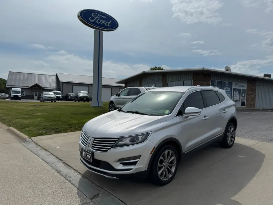 2017 Lincoln MKC Select photo 1