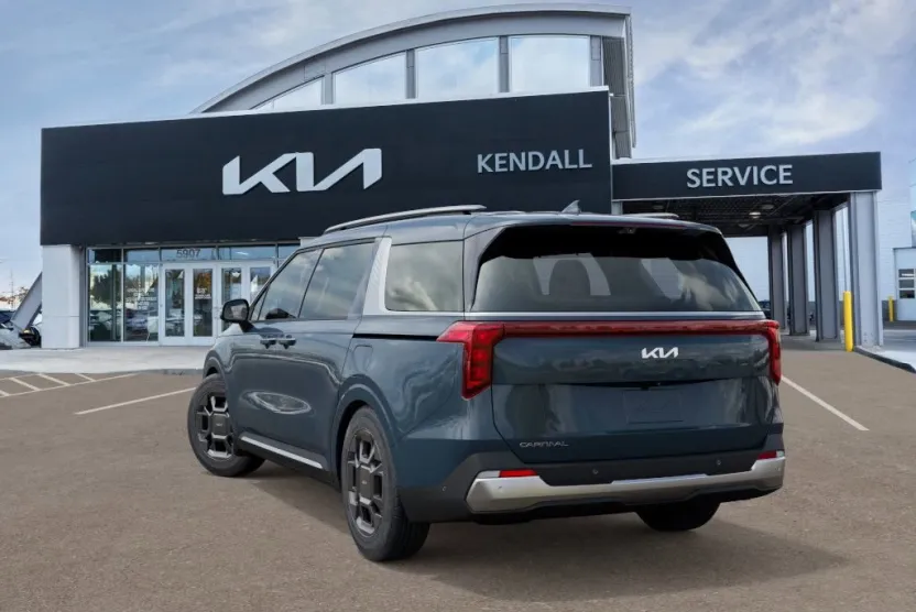 2026 Kia Carnival SX photo 1