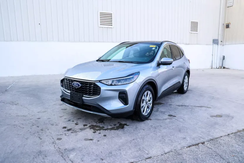 2024 Ford Escape Active photo 1