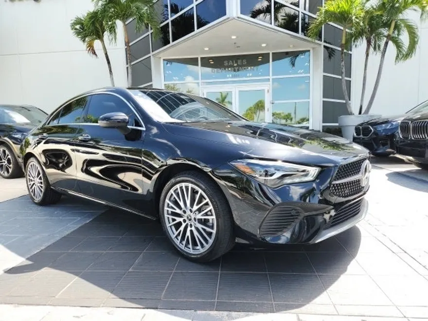 2025 Mercedes Benz CLA 250 photo 1