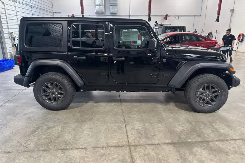 2025 Jeep Wrangler RHD Sport photo 1