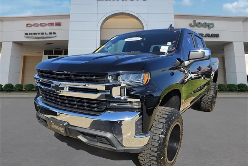 2020 Chevrolet Silverado 1500 LT Texas Edition photo 1