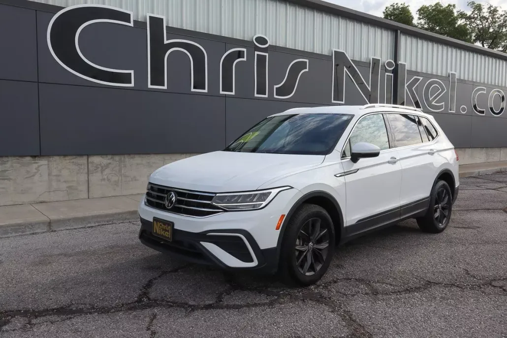2024 Volkswagen Tiguan SE Wolfsburg Edition photo 1