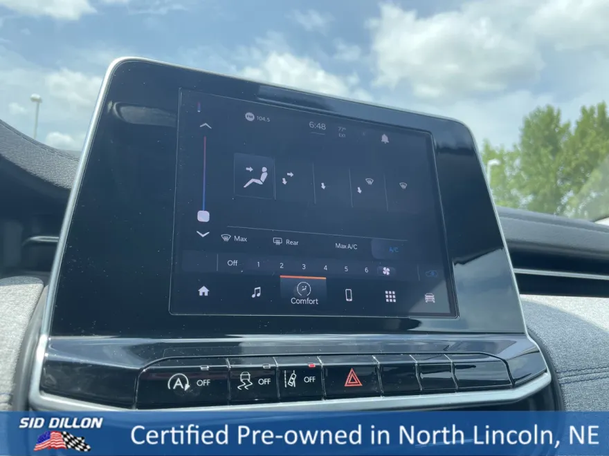 2022 Jeep Compass Latitude photo 1