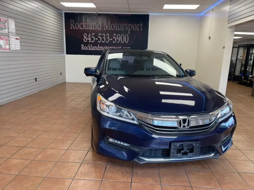 2016 Honda Accord EX-L photo 1