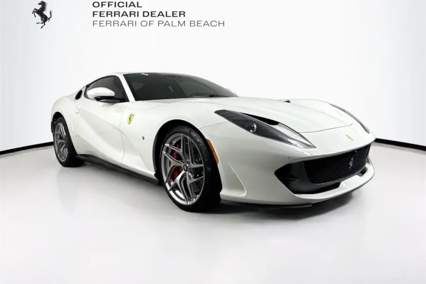 2020 Ferrari 812 Superfast Base photo 1