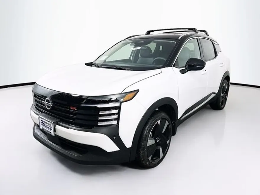 2026 Nissan Kicks SR photo 1