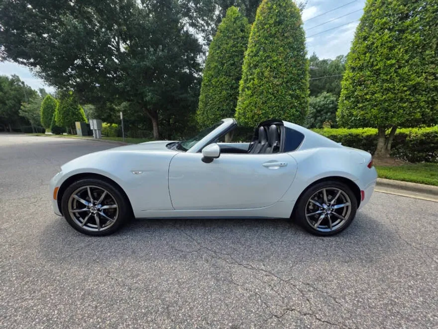2017 Mazda MX-5 Miata Miata RF Grand Touring photo 1