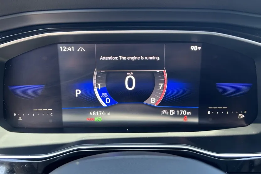2022 Volkswagen Jetta SE photo 1