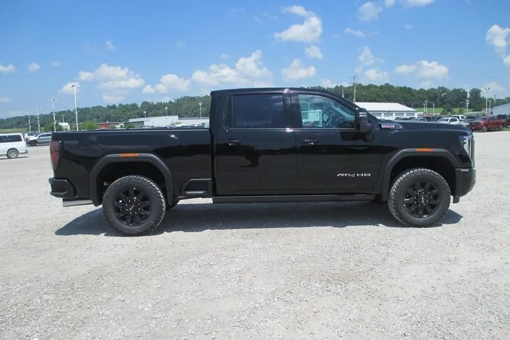 2025 Gmc Sierra 2500 HD AT4 photo 1
