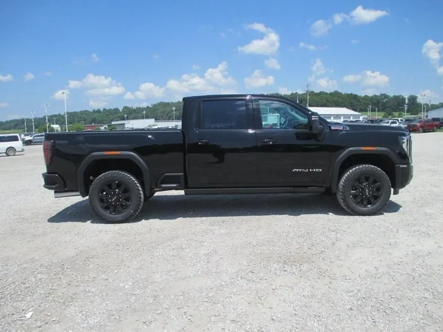 2025 Gmc Sierra 2500 HD AT4 photo 1