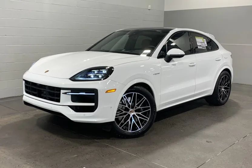 2026 Porsche Cayenne E-Hybrid Coupe photo 1