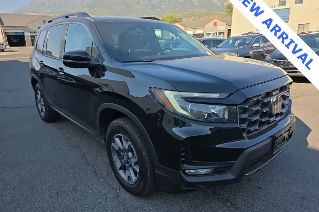2022 Honda Passport TrailSport photo 1