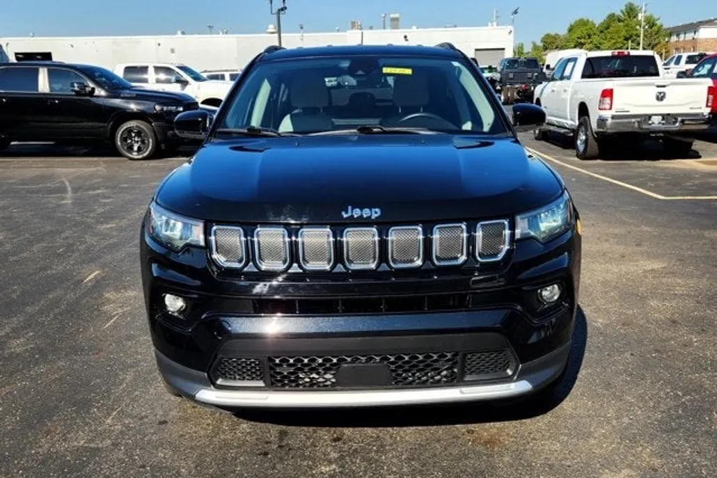 2022 Jeep Compass Limited photo 1