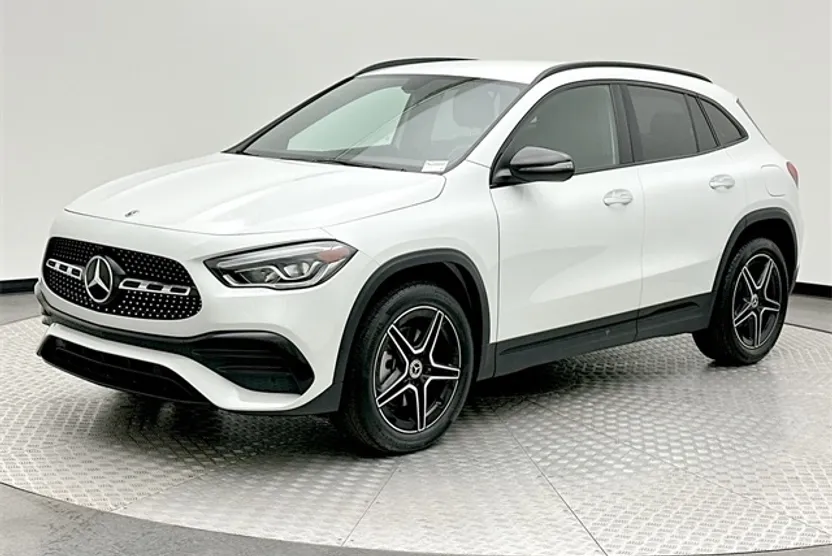 2022 Mercedes Benz GLA 250 4MATIC photo 1