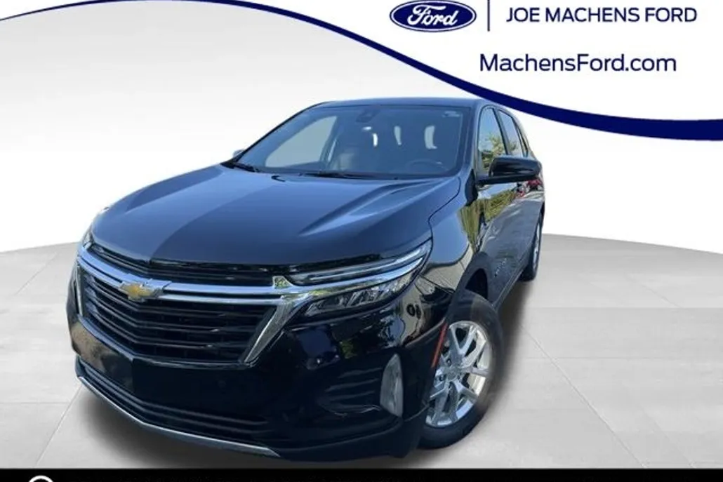 2024 Chevrolet Equinox LT photo 1