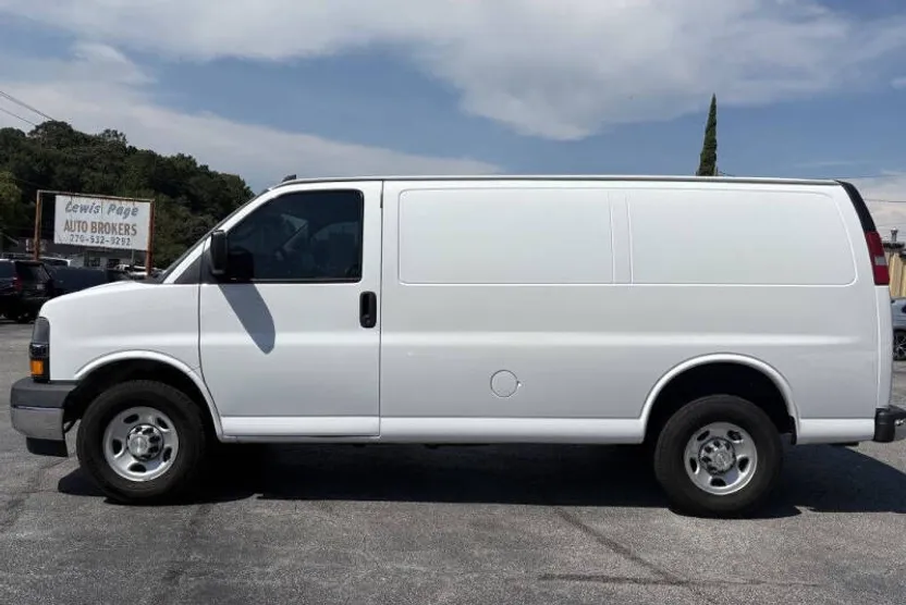 2020 Chevrolet Express 2500 Cargo Van photo 1