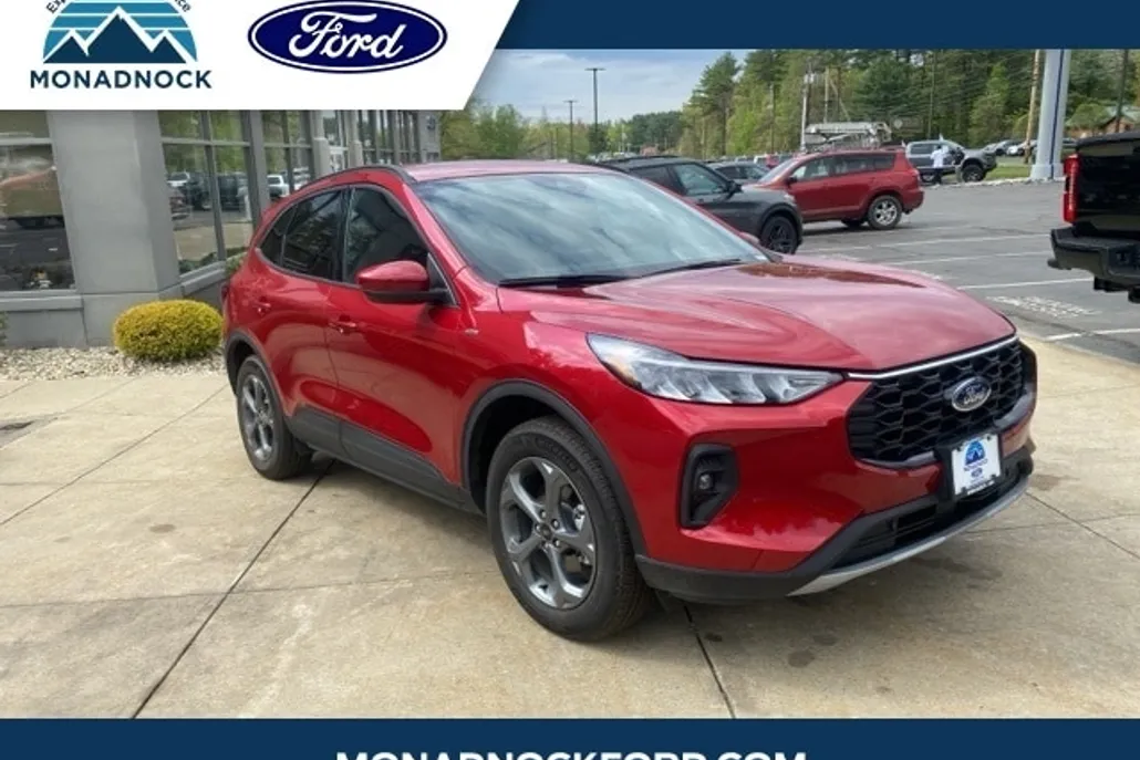 2025 Ford Escape Hybrid ST-Line Select photo 1