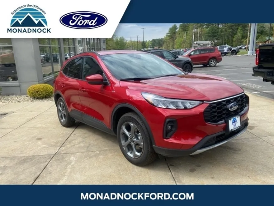 2025 Ford Escape Hybrid ST-Line Select photo 1