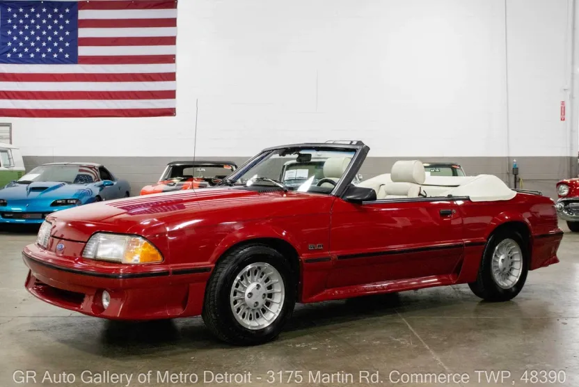 1987 Ford Mustang GT photo 1