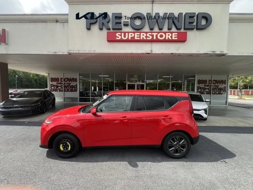 2020 Kia Soul EX photo 1