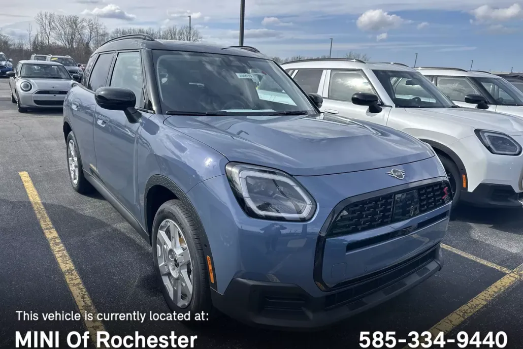 2025 Mini Countryman S ALL4 Iconic photo 1